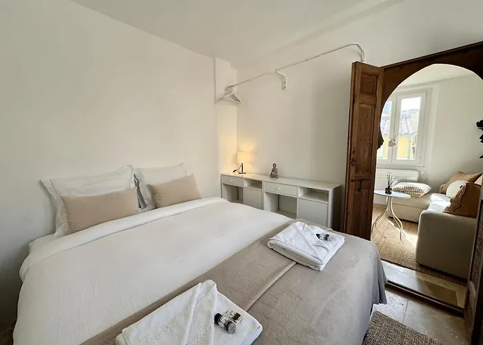 Le Cosy Revely, 2 Pieces Sur Les Remparts , Climatise Apartman