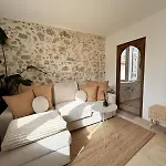 Апартаменти Le Cosy Revely, 2 Pieces Sur Les Remparts , Climatise *