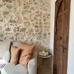 Le Cosy Revely, 2 Pieces Sur Les Remparts , Climatise דירה *