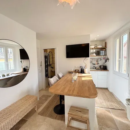 Le Cosy Revely, 2 Pieces Sur Les Remparts , Climatise *