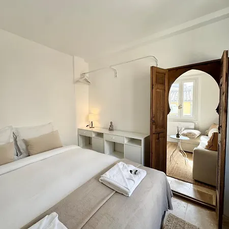 아파트 Le Cosy Revely, 2 Pieces Sur Les Remparts , Climatise *