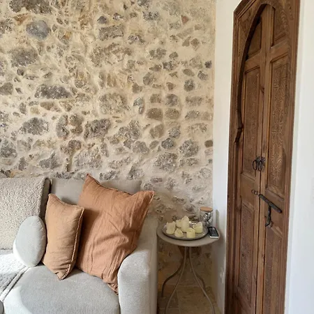 Le Cosy Revely, 2 Pieces Sur Les Remparts , Climatise 아파트 *